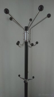 Věšák - 2
