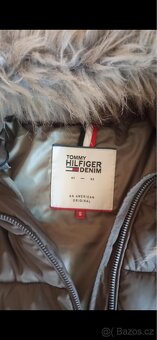 Dámský zimní kabát-bunda značky Tommy Hilfiger - 2