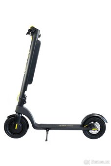 E-koloběžka Bee Free Scooter 1 - 2