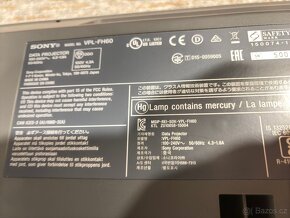 Sony VPL-FH60 3LCD projektor - 2