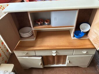 Prodám pokojíček pro panenky - kuchyňka a ložnice - 2