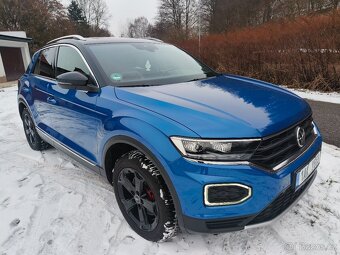 VW T-ROC Sport 4x4 DSG7 Výbava, ALU kola 19 + 17 zimní - 2