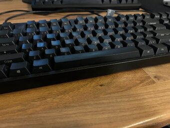 Leopold FC750RT TKL mechanicka klavesnice Cherry MX Red - 2