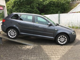 Audi A3 Sportback 1.6 - 2