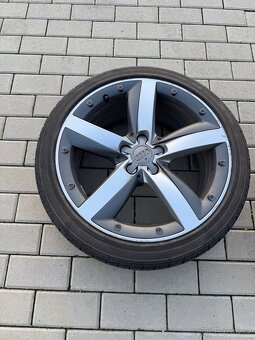 Alu kola audi a1 r17 - 2