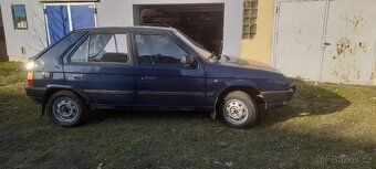 Škoda Favorit - na díly - 2