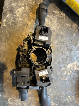 BMW e39 - volantový kroužek - 2