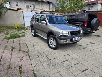 Opel Frontera 2.2 DTi - 2