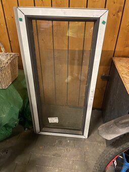 Plastove okno antracit 120x60 - 2