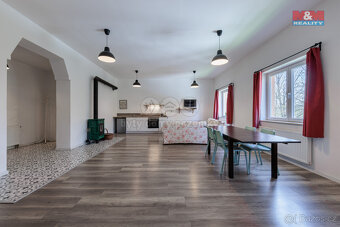 Prodej rodinného domu, 293 m², Vejprty, ul. Údolní - 2
