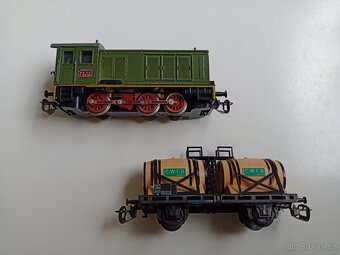TT, motorová loko Y50 a vůz na přepravu vína, SNCF, BTTB - 2