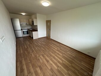 Prodej bytu 2+kk 45 m² v osobním vlastnictví - 2