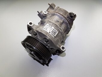 Klimakompresor Škoda Fabia III 1,2 TSi 5Q0820803G - 2