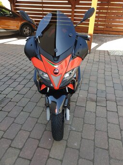 Aprilia SR max 125 2014 - 2