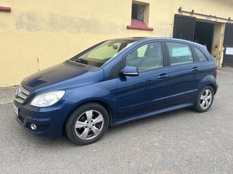 Mercedes-Benz B 180 - 2