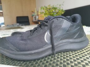 Sportovní tenisky NIKE 36/ US 4Y - 2