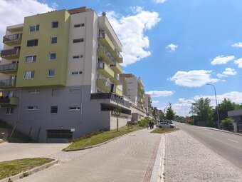 Pronájem garážového stání - 2