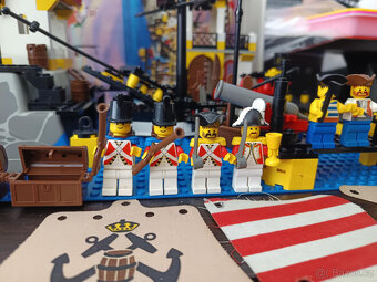 LEGO Pirates 6277 Imperial Trading Post +návod - 2