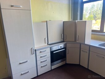Kuchyn se všemi spotřebiči - 2