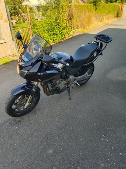 Honda Hornet 600S - 2
