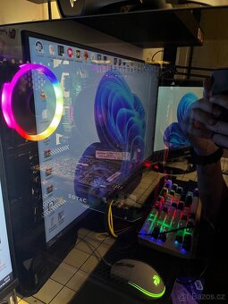 Starší herní pc a monitory - 2