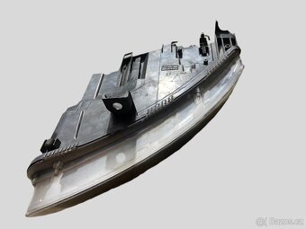 Pravý přední xenon Audi A6 C6 4F 4F0941004 - 2