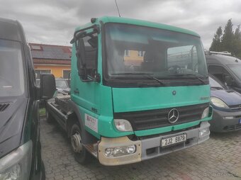 MERCEDES ATEGO 915 r.v.2005 kontejner - 2