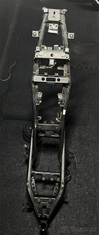 Yamaha YZF-R125 rám - 2