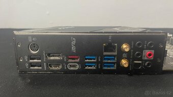 MSI MPG Z490 GAMING EDGE WIFI - 2