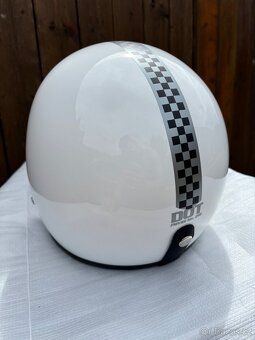 Retro helma na motorku - 2