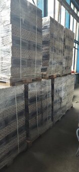 DŘEVĚNÉ BRIKETY PINI KAY - 2