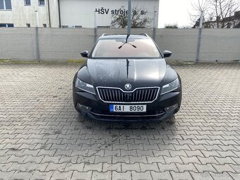 Škoda Superb 2.0 TDI, 140kw, Webasto, původ ČR, nehavarováno - 2