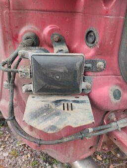 Zadní senzor hlídání vzdálenosti - 2