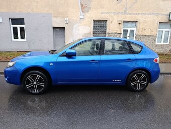 Subaru Impreza hatchback - 2