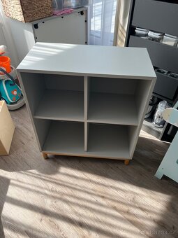 Ikea Eket sestává skříněk - 2