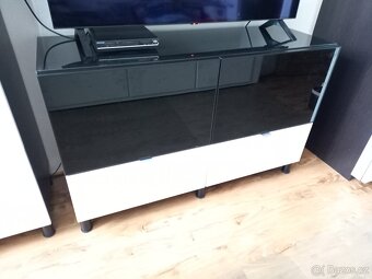 Ikea Besta nízká skříňka - 2