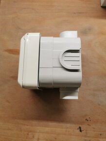 3 fazová zásuvka vestavná pod omítku 400 V 5pól - 2