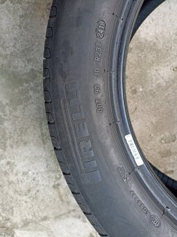 2x Letní pneu Pirelli 215/55/17 - 2