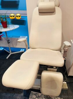 Elektricke pedikérské křeslo AKCE bílé euroclinic 1 motor - 2
