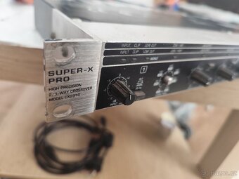 Behringer x pro cx2310 - 2