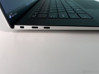 Dell XPS 15 9500 10. gen. i7, GTX 1650, 16 GB ram - 2