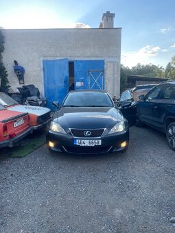Lexus is220 d - 2