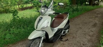 Piaggio Beverly 300 - 2