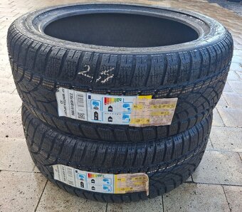 235/45r19 99v zimní pneu 2 kusy dunlop - 2