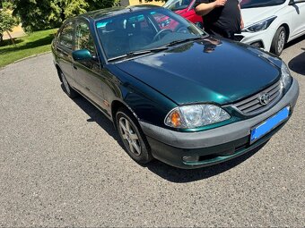 Toyota avensis t22 2.0 110kw - 2