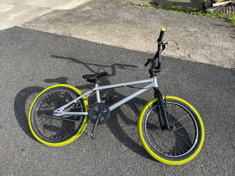 Kolo BMX - 2