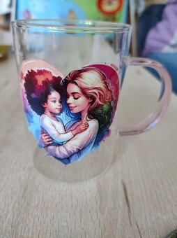Nový růžový skleněný hrneček Mateřská láska - 2