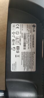 LG monitor - 2