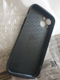 Iphone 15 - 2