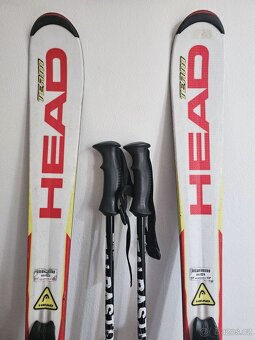 dětský lyžařský set – lyže 137 cm, hůlky 110 cm, lyžáky 305 - 2